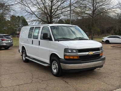2024 Chevrolet Express Cargo Van 2500 Regular Wheelbase Rear-Wheel Drive