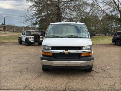 2024 Chevrolet Express Cargo Van 2500 Regular Wheelbase Rear-Wheel Drive