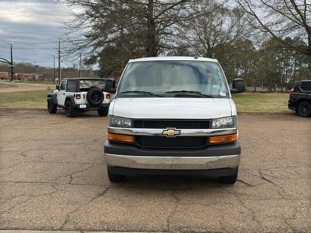 2024 Chevrolet Express Cargo Van 2500 Regular Wheelbase Rear-Wheel Drive