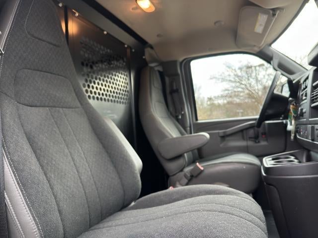 2024 Chevrolet Express Cargo Van 2500 Regular Wheelbase Rear-Wheel Drive