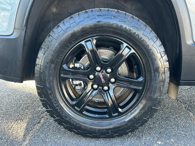 2023 GMC Acadia AWD AT4