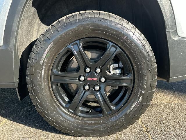 2023 GMC Acadia AWD AT4