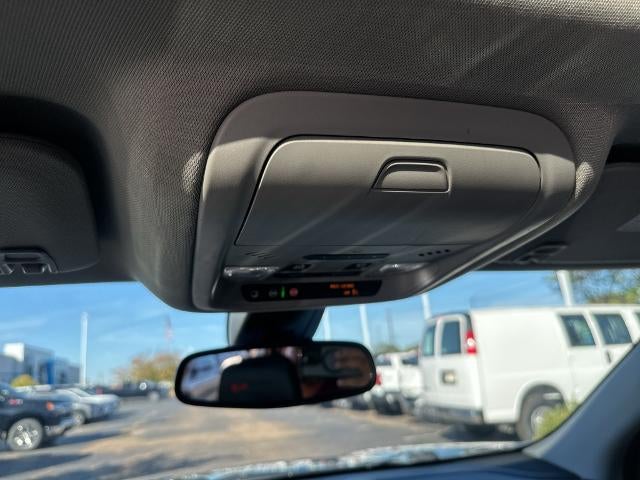 2023 GMC Acadia AWD AT4