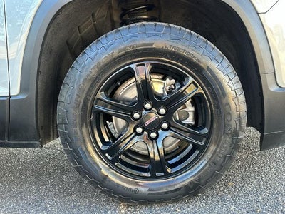 2023 GMC Acadia AWD AT4