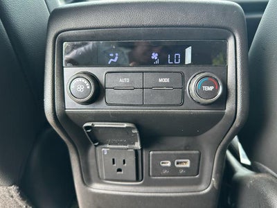 2023 GMC Acadia AWD SLT