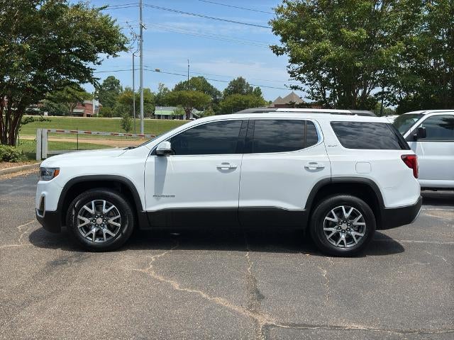 2023 GMC Acadia AWD SLT
