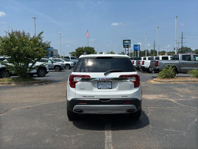 2023 GMC Acadia AWD SLT