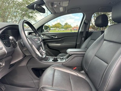 2023 GMC Acadia AWD SLT