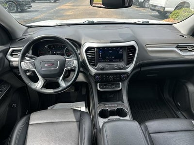 2023 GMC Acadia AWD SLT