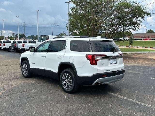 2023 GMC Acadia AWD SLT