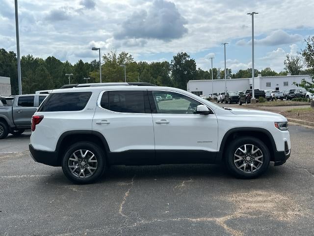 2023 GMC Acadia AWD SLT