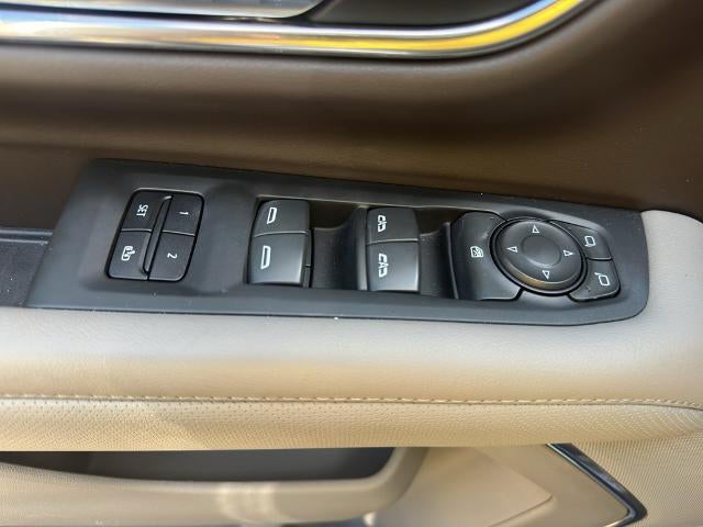 2023 GMC Yukon XL 2WD 4dr SLT