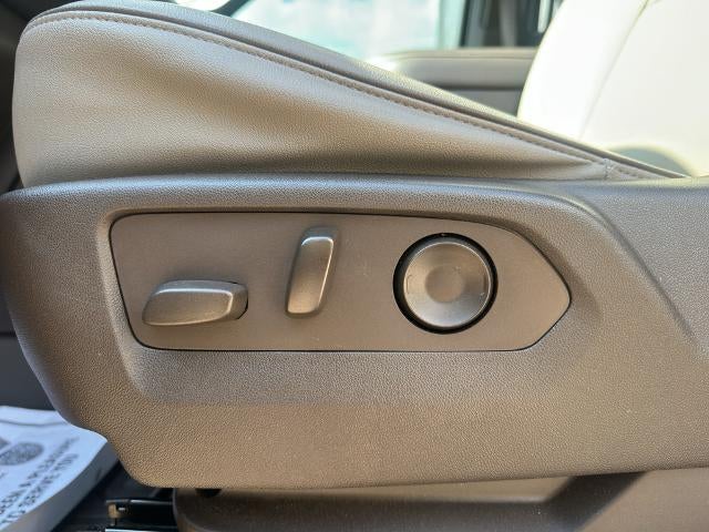 2023 GMC Yukon XL 2WD 4dr SLT