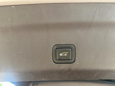 2023 GMC Yukon XL 2WD 4dr SLT