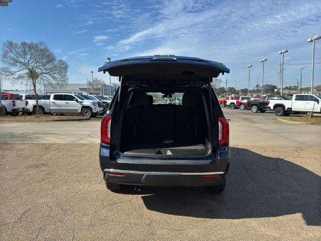 2023 GMC Yukon 4WD 4dr SLT