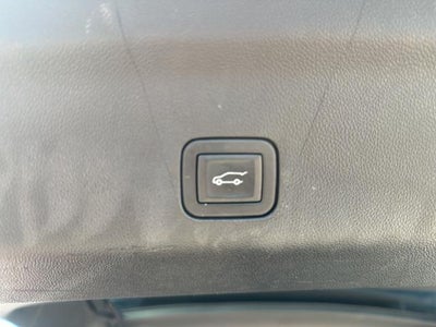 2023 GMC Yukon 4WD 4dr SLT