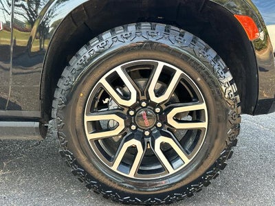 2024 GMC Yukon 4WD 4dr AT4