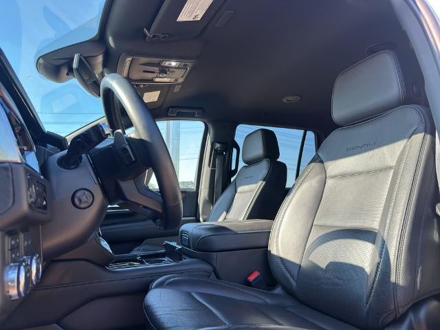 2025 GMC Yukon 4WD 4dr Denali