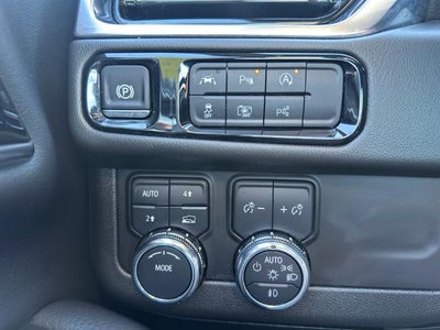 2025 GMC Yukon 4WD 4dr Denali