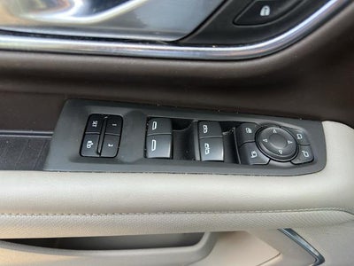 2022 GMC Yukon XL 4WD 4dr SLT