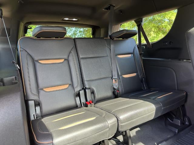 2022 GMC Yukon XL 4WD 4dr AT4