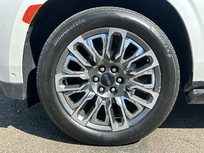 2023 GMC Yukon XL 4WD 4dr Denali Ultimate