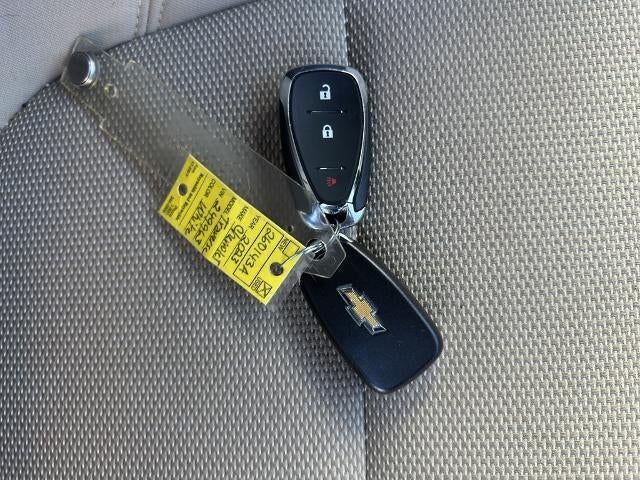 2023 Chevrolet Traverse FWD 1LS