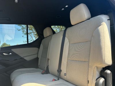2023 Chevrolet Traverse FWD 1LS