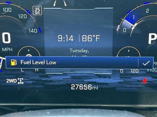 2025 Chevrolet Suburban 4WD RST