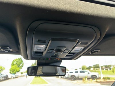2025 Chevrolet Suburban 4WD RST