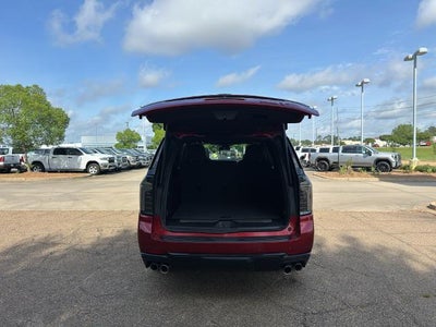 2025 Chevrolet Suburban 4WD RST