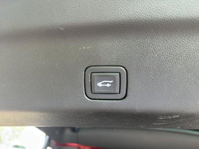 2025 Chevrolet Suburban 4WD RST