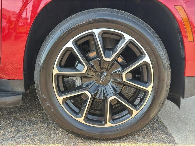 2025 Chevrolet Suburban 4WD RST