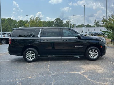2021 Chevrolet Suburban 2WD LT