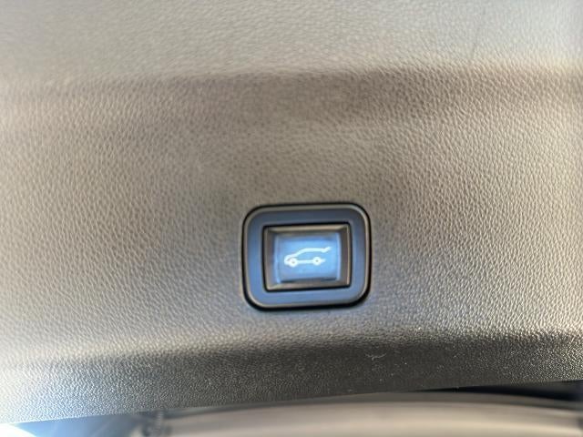 2023 Chevrolet Suburban 2WD RST