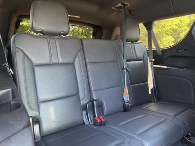 2023 Chevrolet Suburban 2WD RST