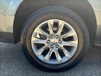 2023 Chevrolet Suburban 2WD Premier