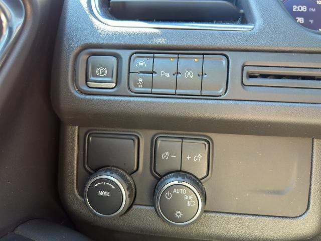 2023 Chevrolet Suburban 2WD Premier