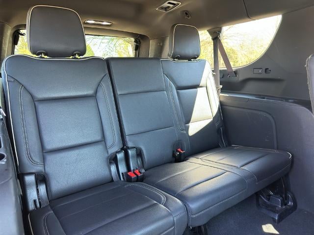 2023 Chevrolet Suburban 2WD Premier