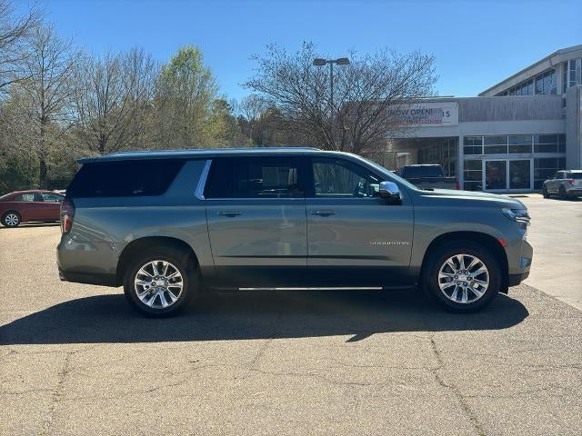 2023 Chevrolet Suburban 2WD Premier