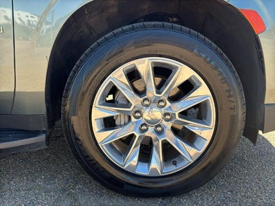 2023 Chevrolet Suburban 2WD Premier