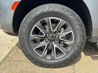 2022 Chevrolet Suburban 4WD Z71
