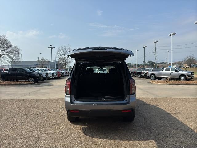 2022 Chevrolet Suburban 4WD Z71