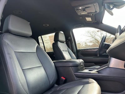 2022 Chevrolet Suburban 4WD Z71