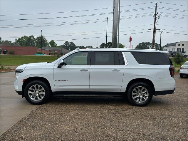 2022 Chevrolet Suburban 4WD Premier