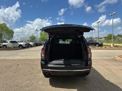 2023 Chevrolet Tahoe 4WD Premier