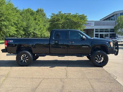 2011 GMC Sierra 2500 HD Crew Cab Long Box 4-Wheel Drive SLE