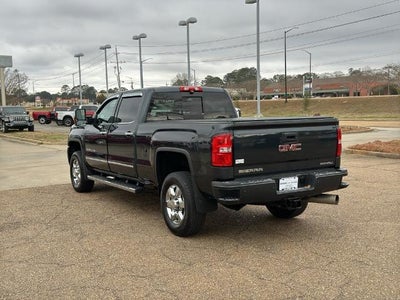 2018 GMC Sierra 3500HD Crew Cab Standard Box 4-Wheel Drive Denali