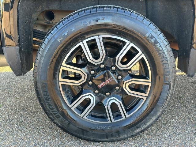 2022 GMC Sierra 2500 HD Crew Cab Standard Box 4-Wheel Drive AT4