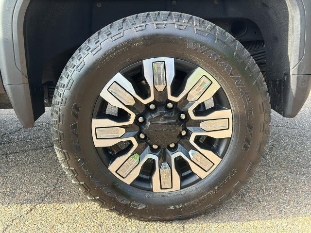 2024 GMC Sierra 2500 HD Crew Cab Standard Box 4-Wheel Drive Denali